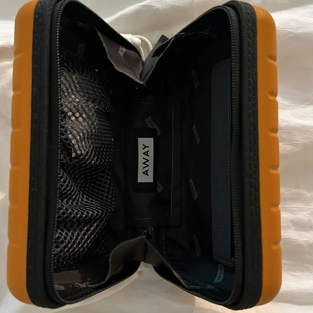 Away Hardsided Mini Travel Case ORANGE
